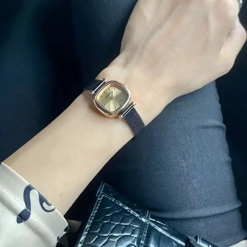 Luxury Ladies Wristwatch Simple Square Gold Dial Quartz Waterproof Fashion Female Bracelet Watch