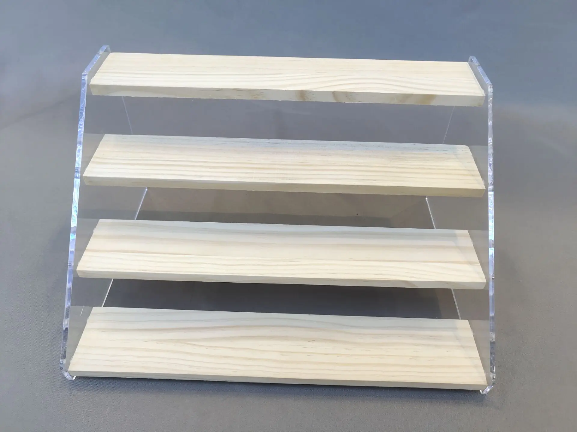 
Wholesale Custom 4-Step Clear Display Riser Wood Shelf for Displaying Pop Figures 