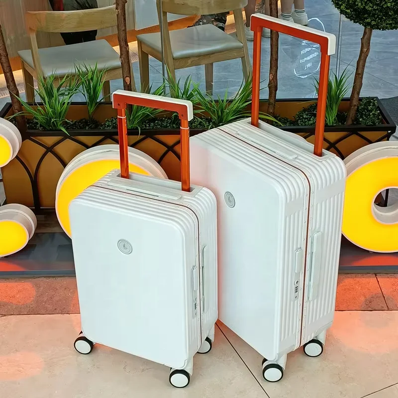 Chinese Manufacturer Fashion Multifunctional Travel Trolley Suitcase  Lightweight Boarding Luggage