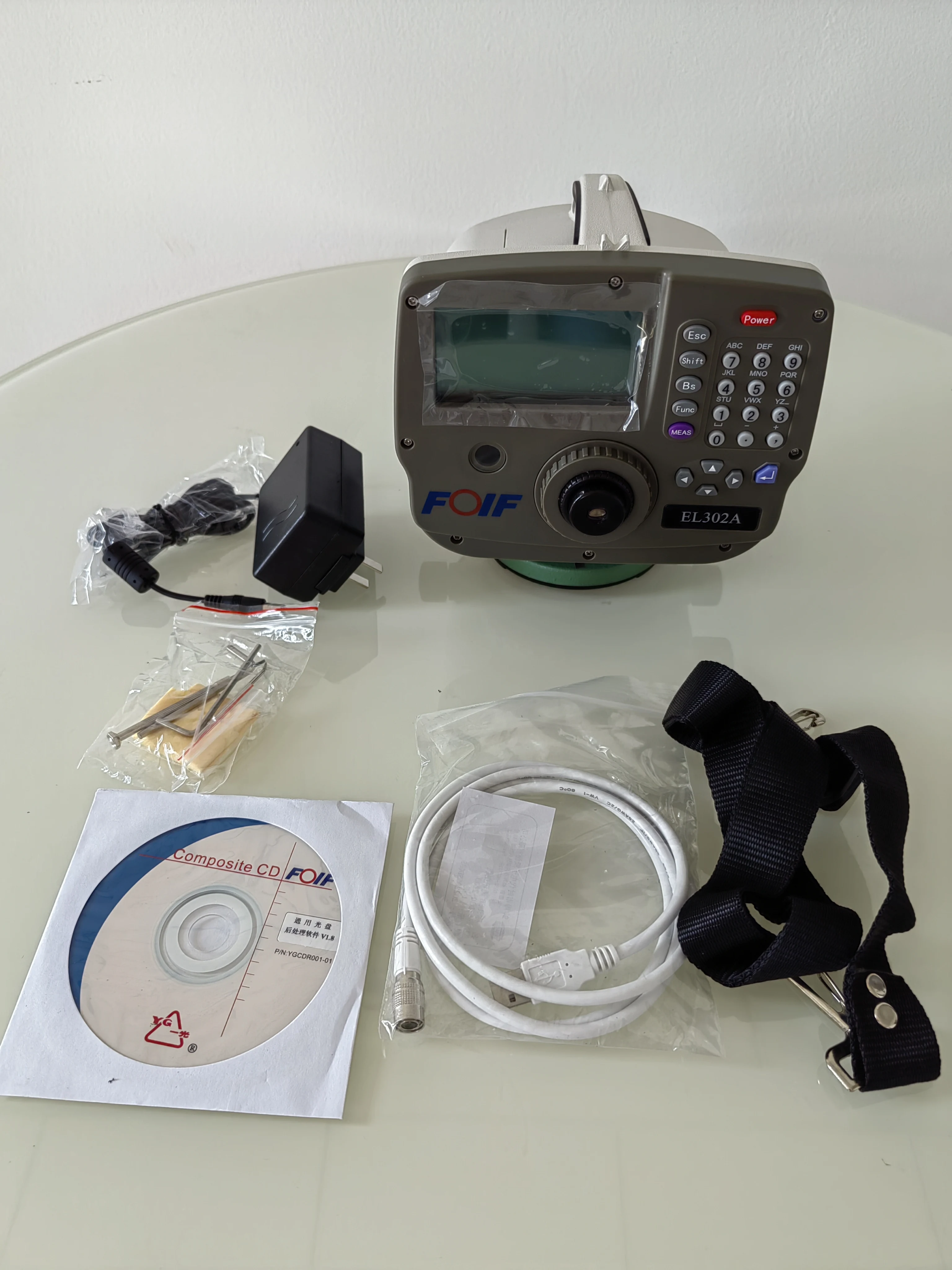 High accuracy FOIF digital level with 3000points auto level EL302A  with fiber glass