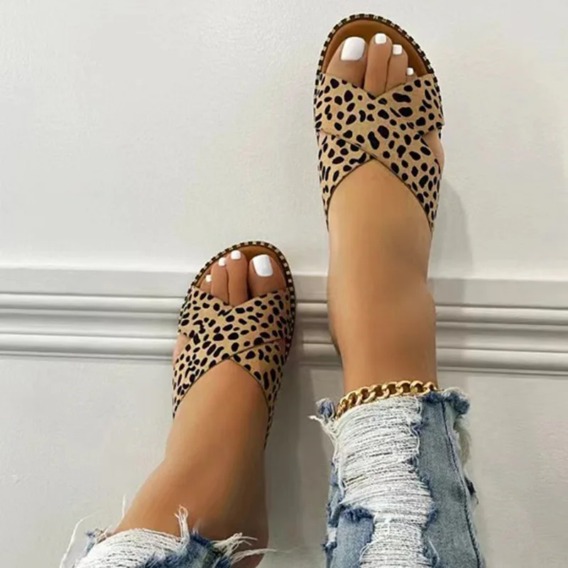 Summer woman sandals new arrivals fashion flats casual outdoor shoes leather slippers for ladies