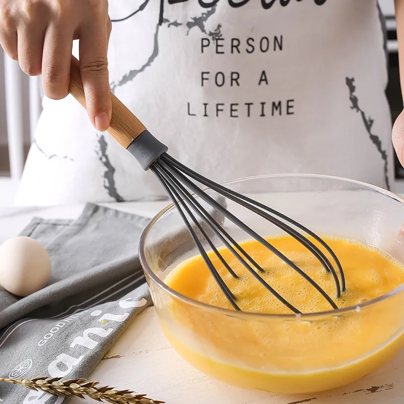 Multi-colors Danish Dough Whisk Egg Beater Mixer Manual Matcha Silicone Wire Egg Whisk With Bamboo Wooden Handle