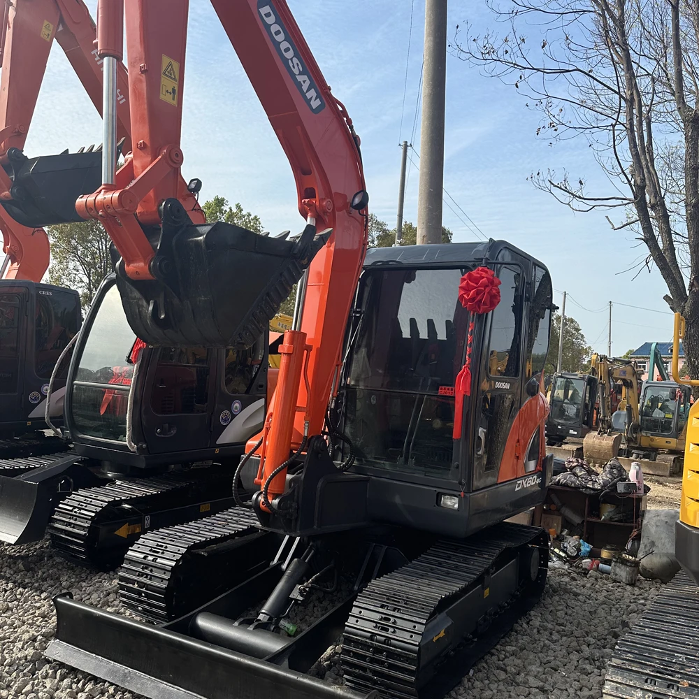 Дешевый 6Ton doosan dx60 гидравлический мини-кинжал Гусеничный мини-экскаватор 6 тонн для продажи в Китае