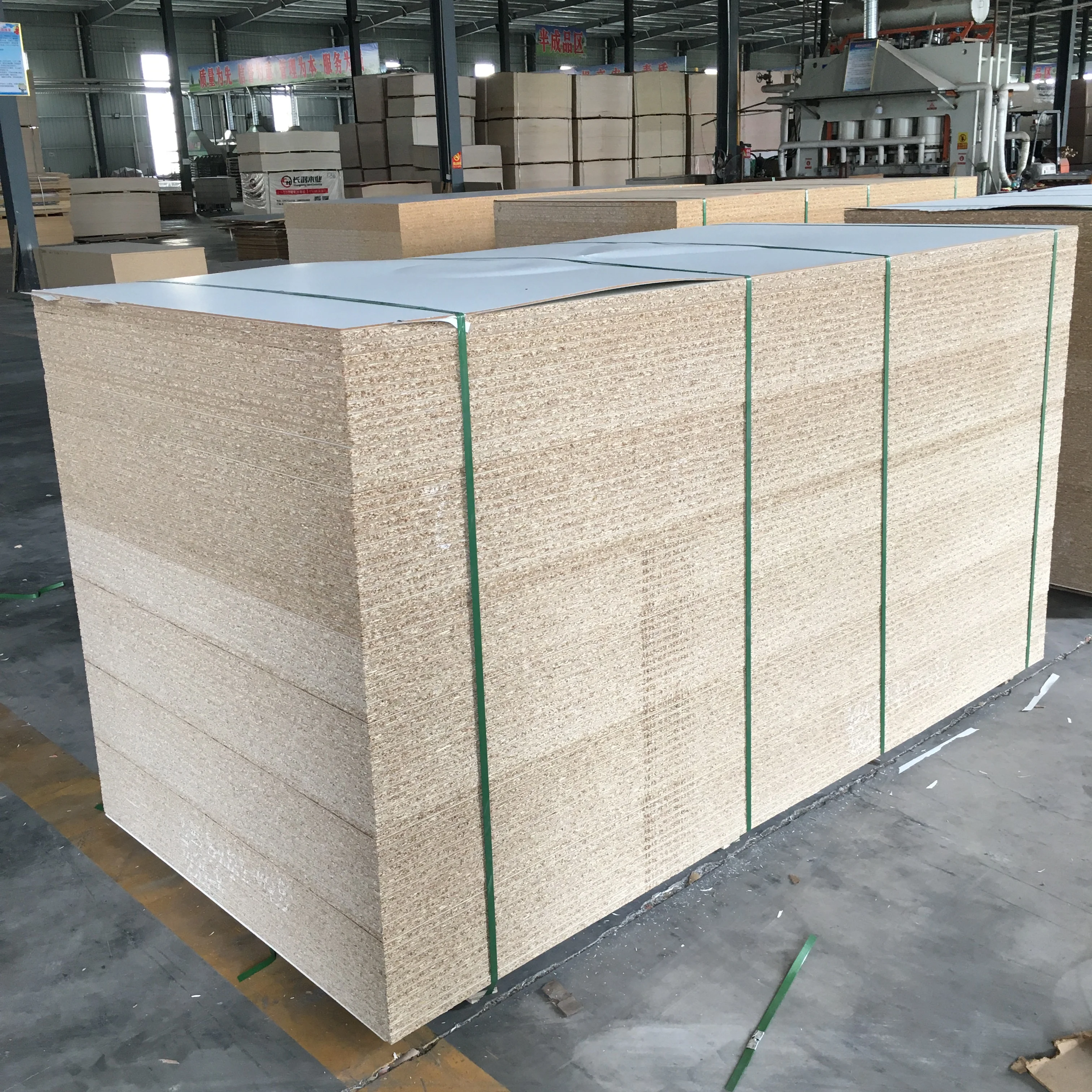 Particle Board 9mm 15mm 17mm 18mm 4x8 e1 grade chip board melamine chipboard sheets