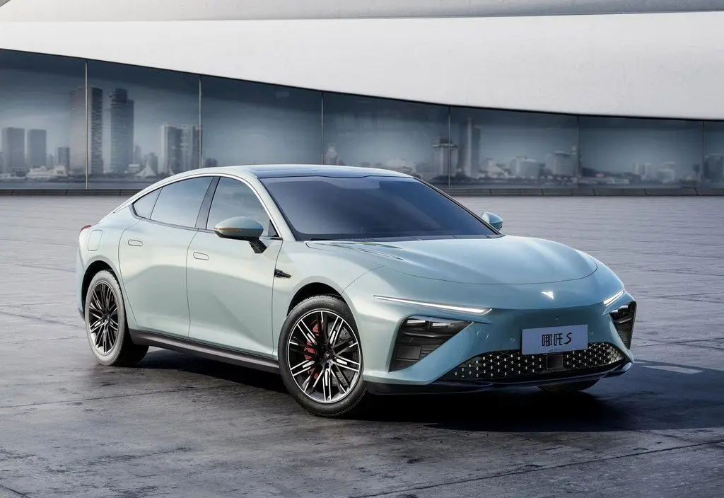 Guangzhou Nezha 2024 Nezha S AYA V U X GT Longest Lasting Electric Car Nazha S High Speed New Energy Vehicle