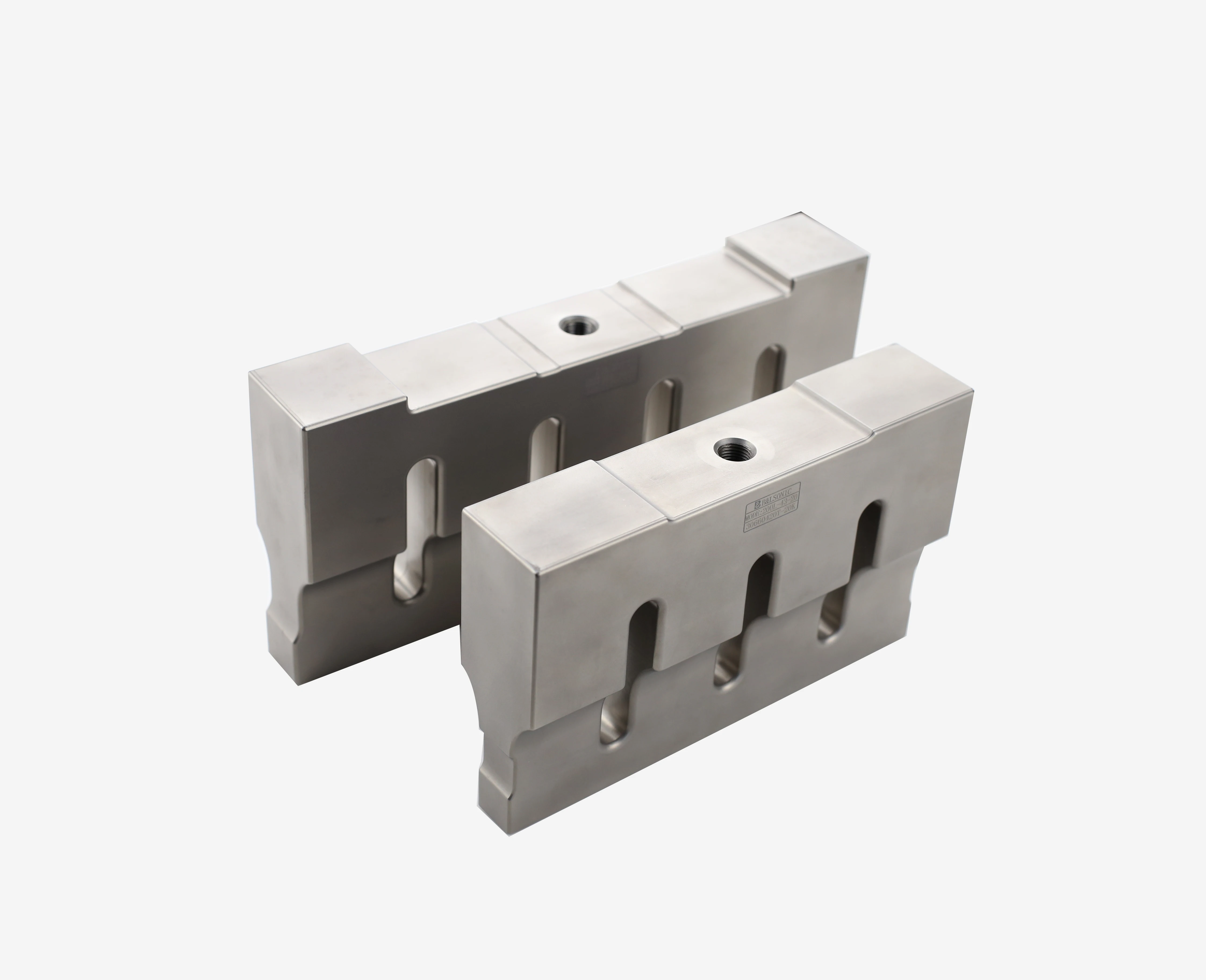 BL Customizable hot sale ultrasonic welding horn non-woven welding parts ultrasonic horn