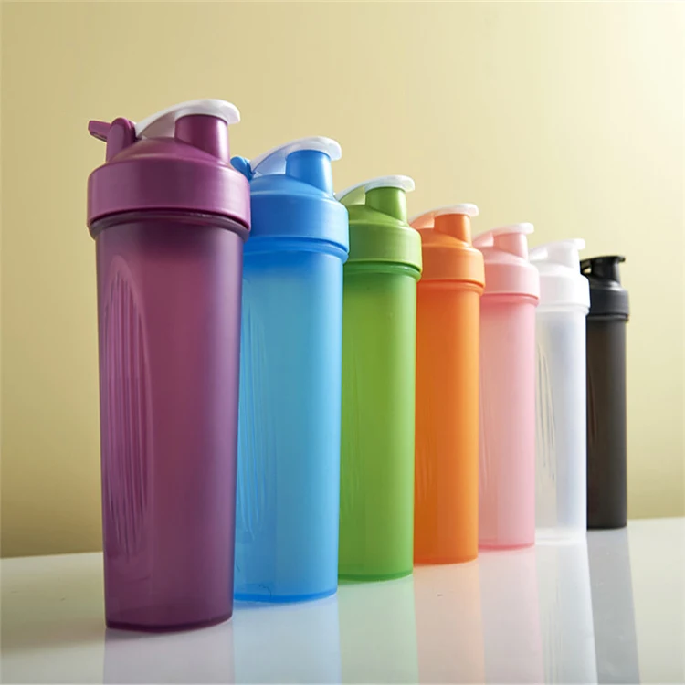 600ml 20oz Custom Logo BPA Free Colored Plastic Travel Outdoor Fitness Sports Protein Shaker Water Bottle for Gym Protein Mixes
