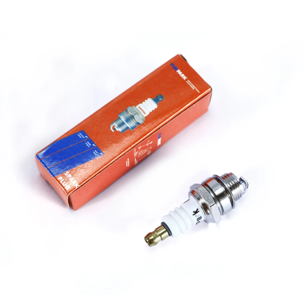 Chainsaw Engine Spark Plug L7T for Chainsaw 5200 5800 and Brush Cutter Machine