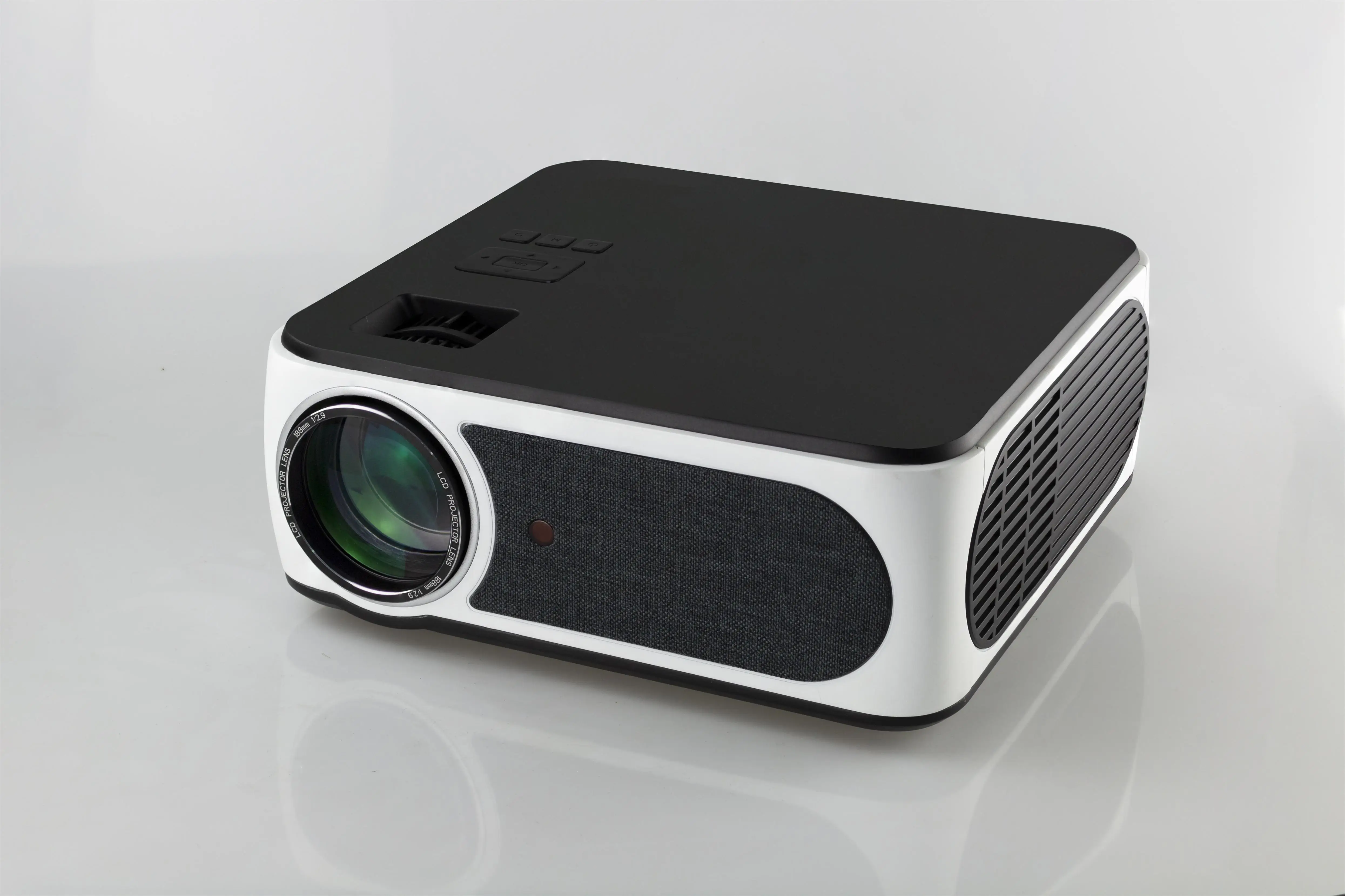 2021 HTP  newest Q3 1080P  1920*1080, 5000 lumens  LCD Projector