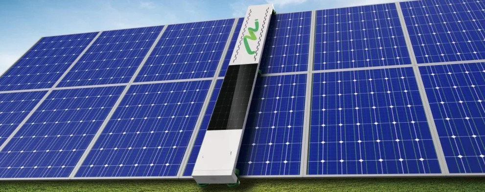 Photovoltaic Panel Cleaning Robot Manufacturer, Water Washing Tracking Solar Bracket Panel Cleaning Machine