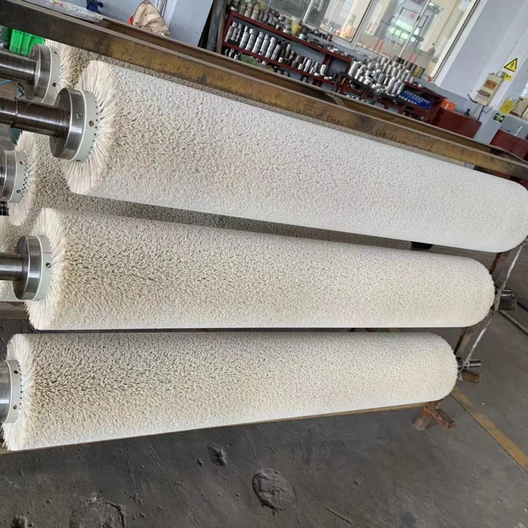 Brushing roller for lafer for knitting fabric for  printing machines