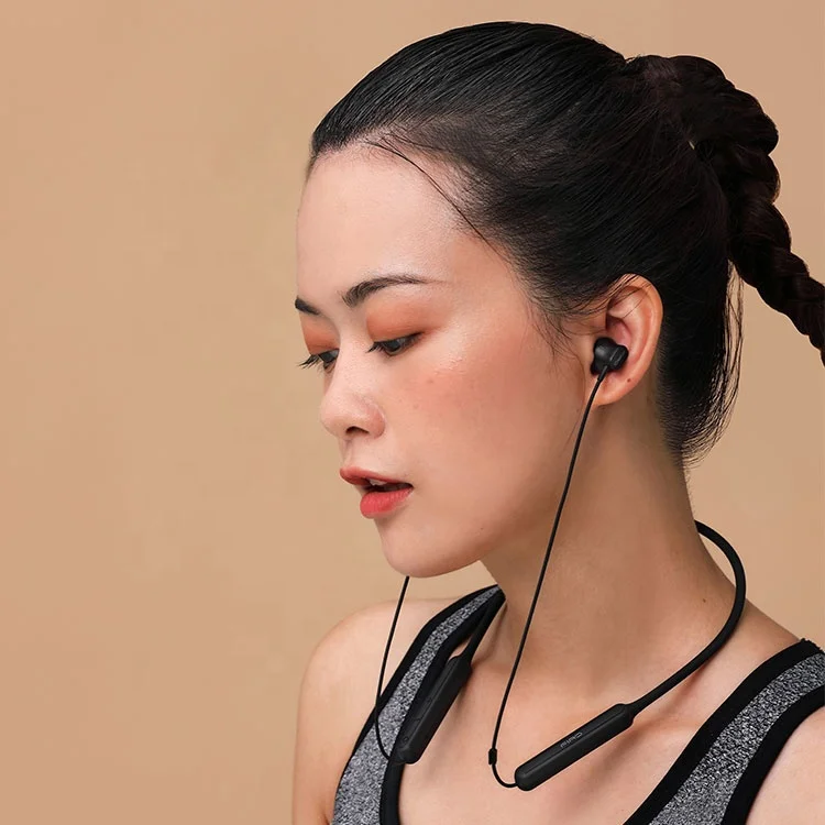 Wireless Bluetooth Headphones IPX6 Waterproof Bluetooth Headphones Magnetic Connection Sports Headphones