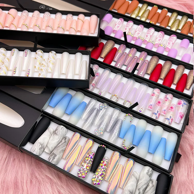 Wholesale Luxury Long Fingernail Rhinestone Press on Nails Packaging Box False Nail Art