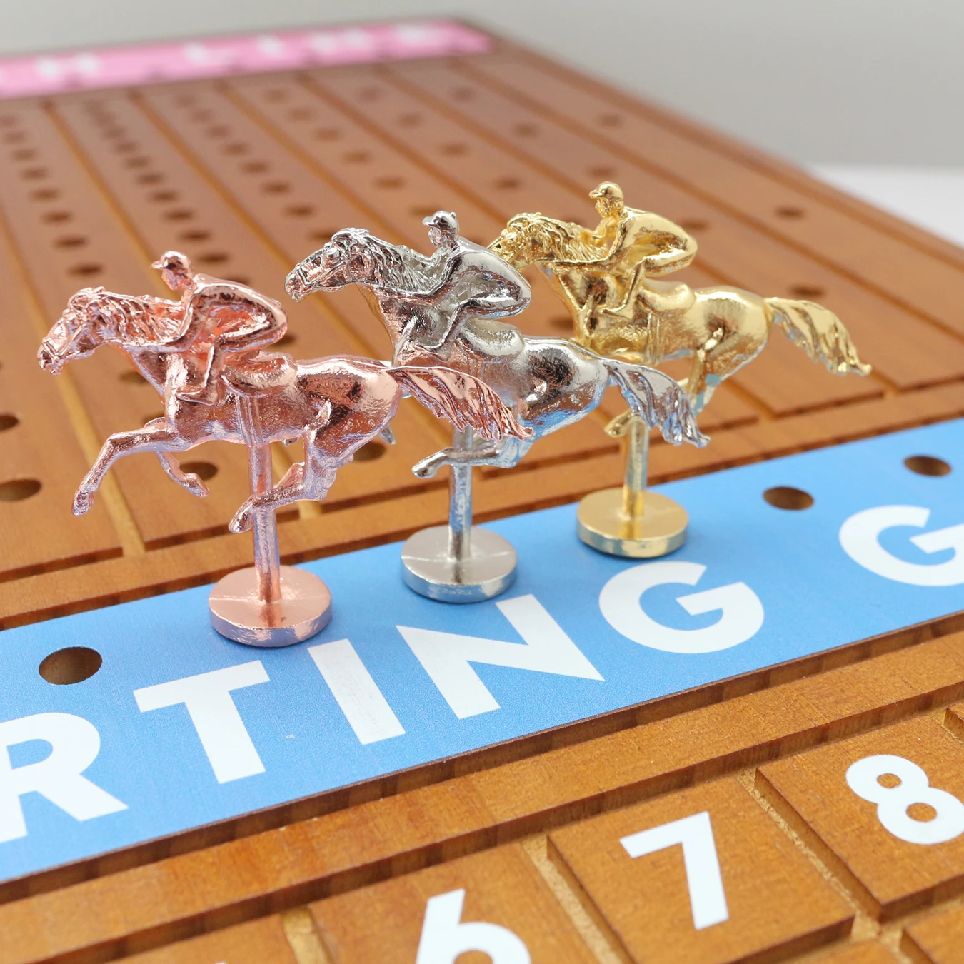 Wood Metal Horses Thickened Finish LINE with Dice Cards Chips Family Tabletop Game Night Horseracing Game Horse Race Board Game