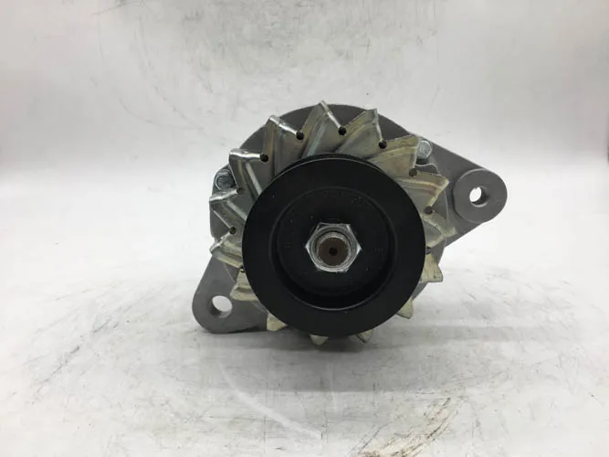 600-861-2111 Alternator for KOMTASU PC120 Excavator Engine Accessories Factory made strictly checked  All-new product for sale