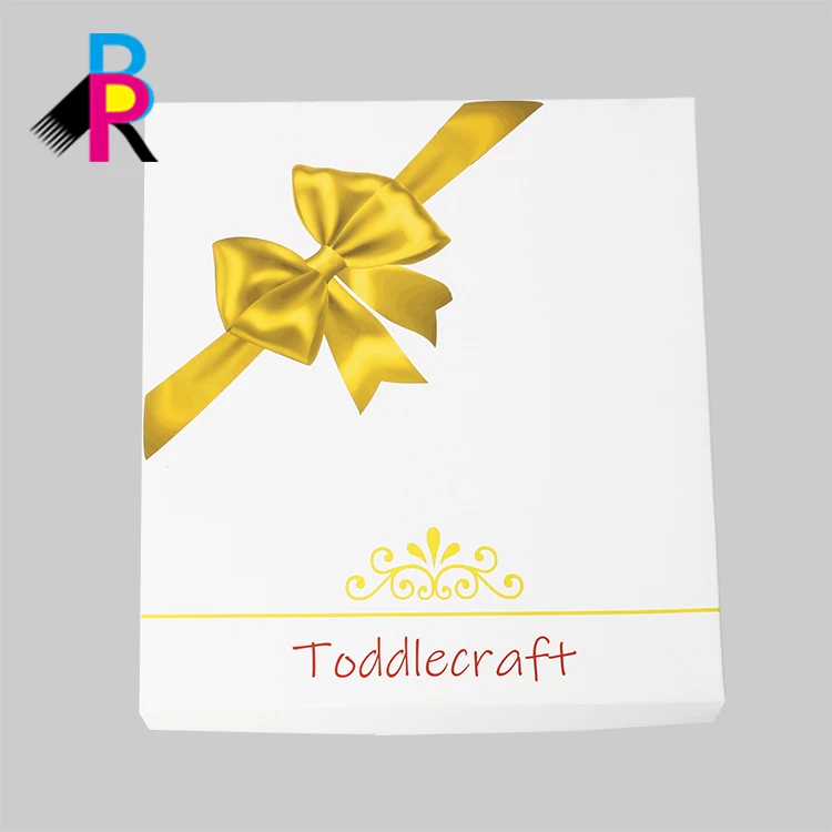 Factory custom design color printing linen hardcover modern families beautiful memory book for baby