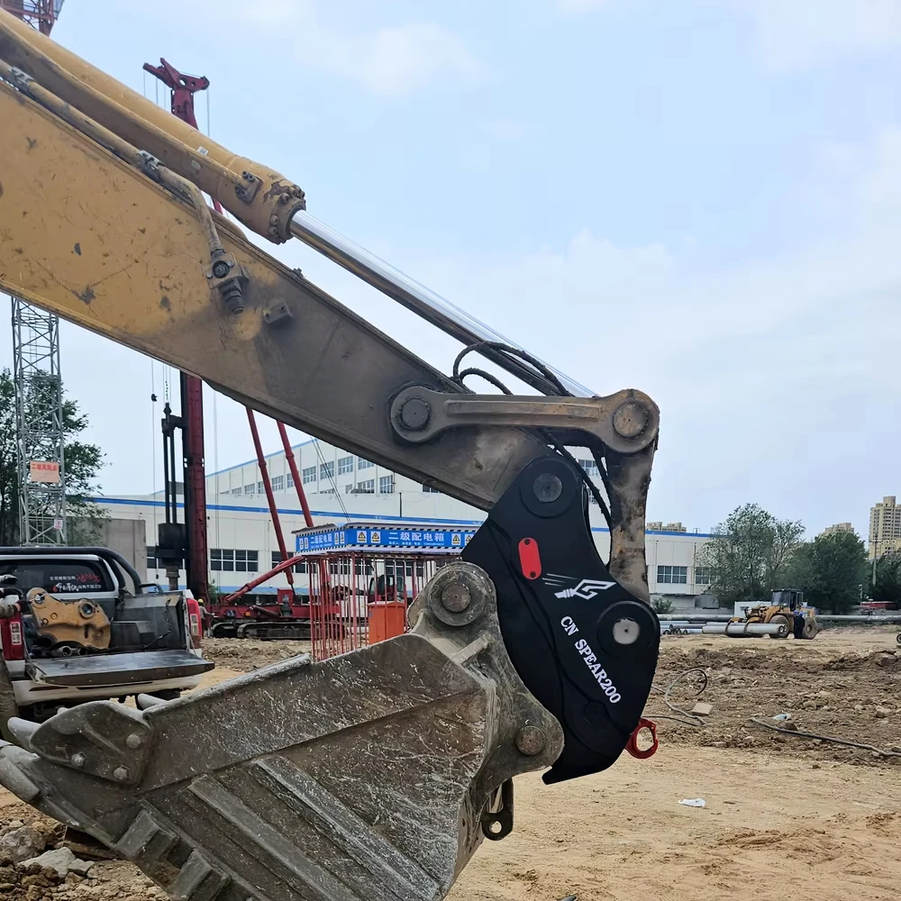 Supply high quality hydraulic quick coupler excavator rotating quick hitch coupler