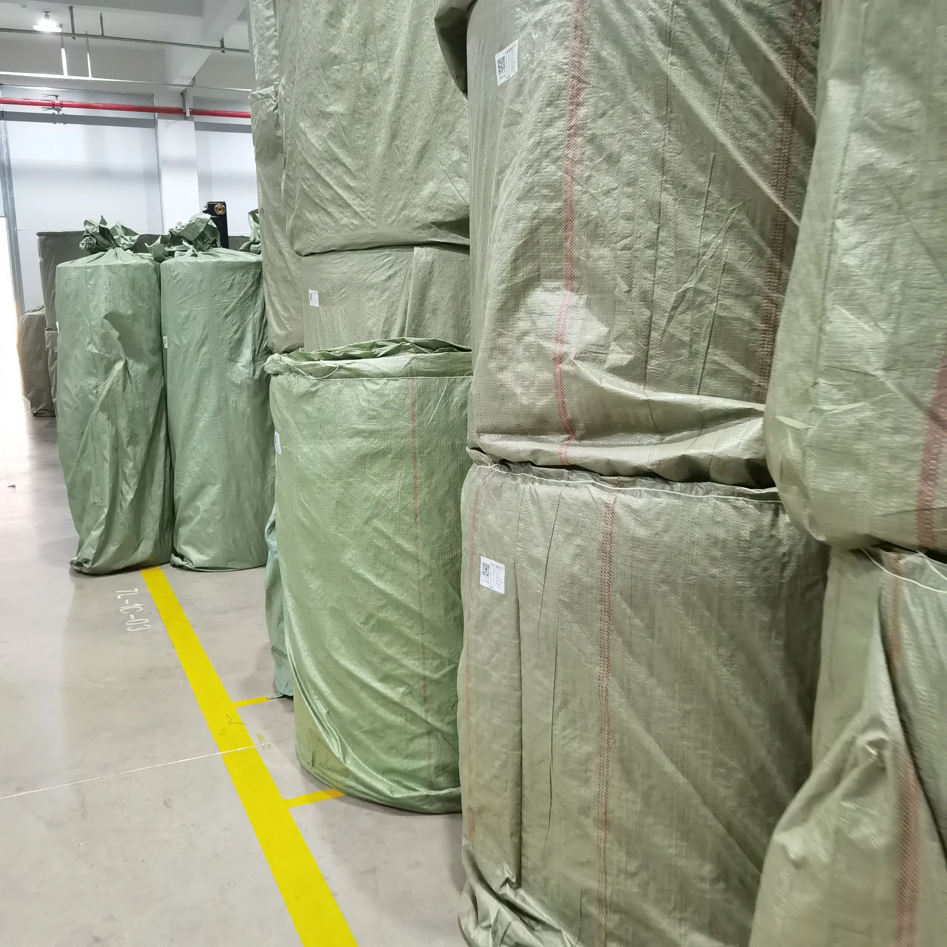 Spunlace Non Woven Customized 35-150GSM Viscose Polyester Semi Cross EF Spunlace Nonwoven Fabric for Hospital Surgical Medical