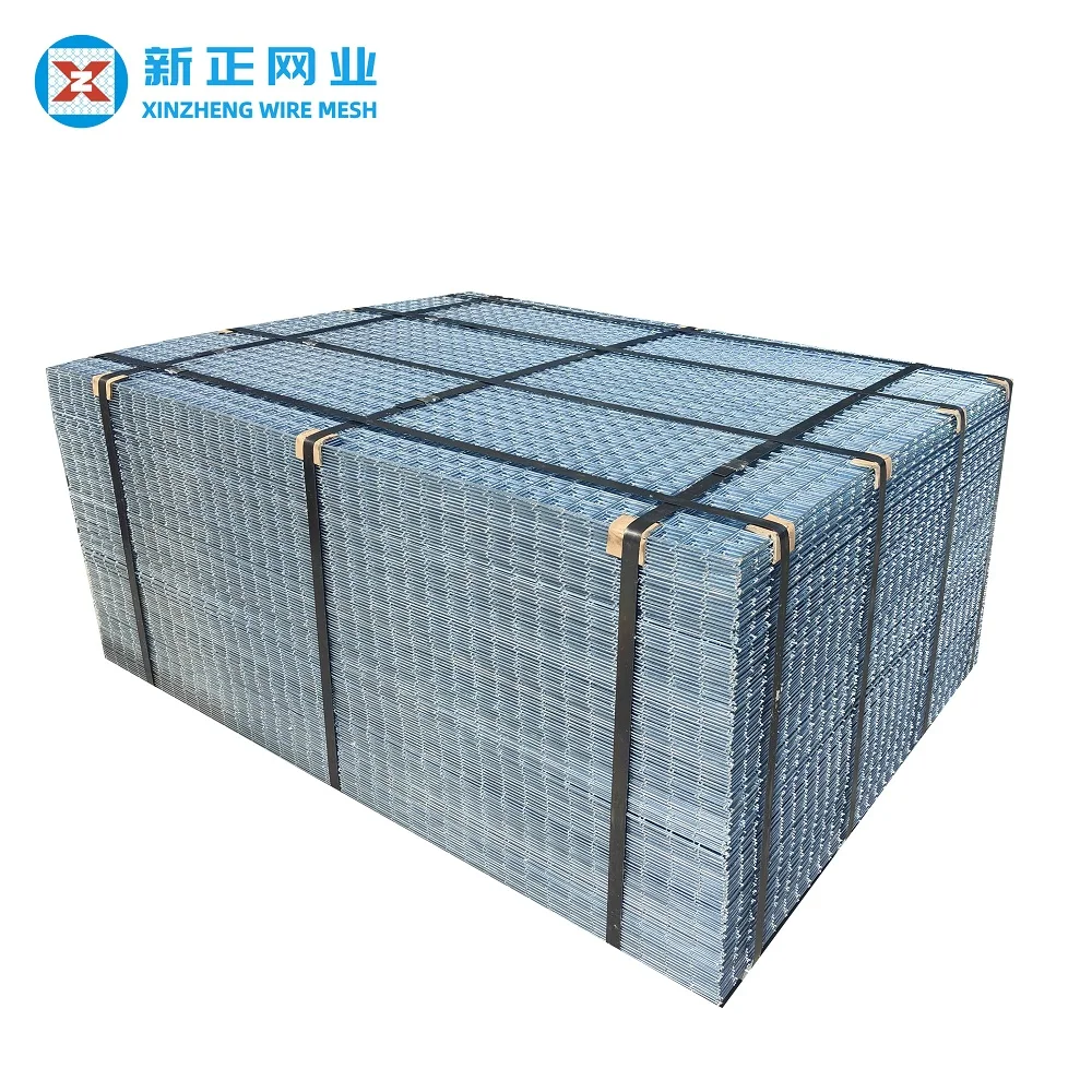 Chinese manufacturer galvanized stainless steel 2x4 4x4 welded wire mesh panel chicken cage