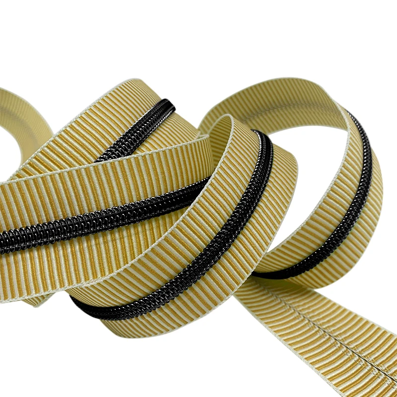 Wholesale stripes zipper coil custom 5# fashionable nylon zipper tape for handbag