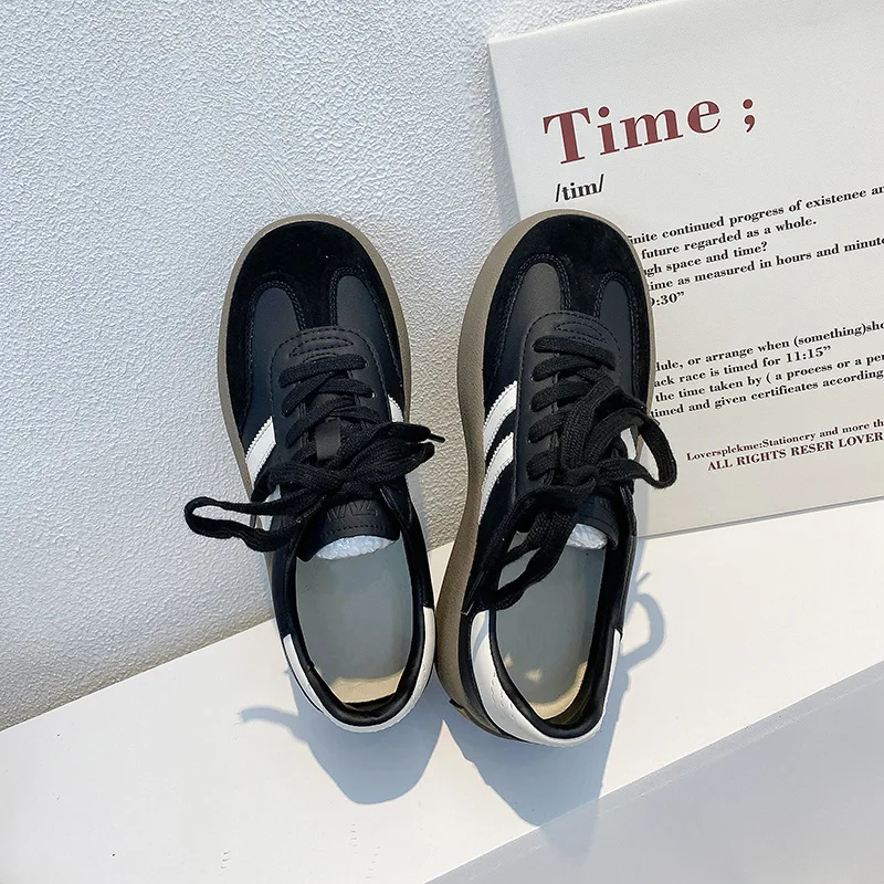 Spring 2024 Training Womens Shoes Fashion Sports Versatile Thick Soled Shoes Student Board Casual Shoes