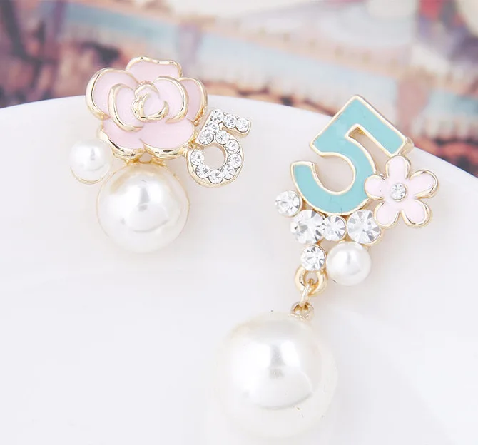 Fashion High Quality Jewelry Famous Brand Designer Luxury Letter Flower Camellia Number 5 Earrings for Women