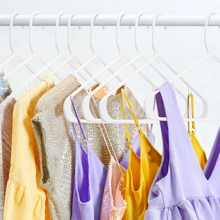 US Factory Manufacture Directly Fancy Clothes Hanger Plastic Tubular Adult Clothes Hangers