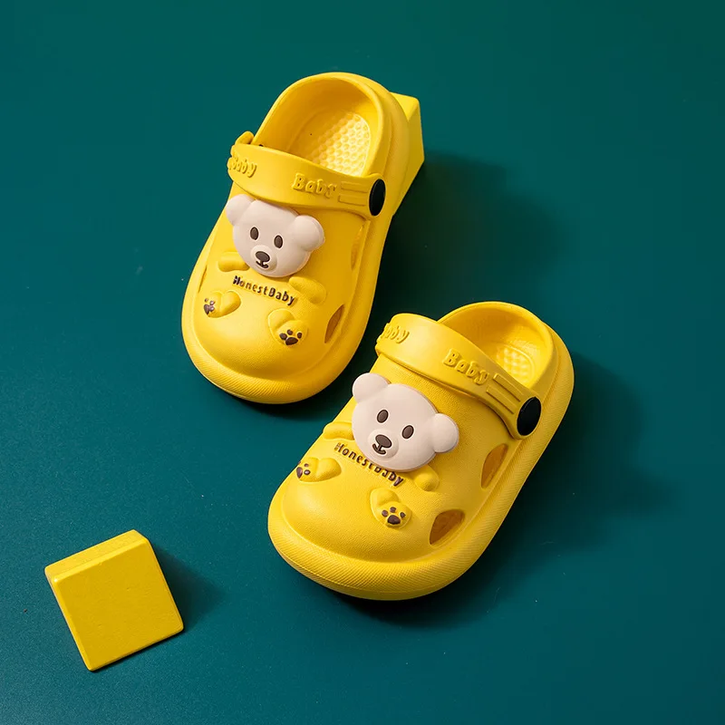 New Kids Croc Shoes Indoor Outdoor Slippers Comfortable Casual Shoes Soft Sole Croc Sandals Platform Clogs Slides Boys Girl