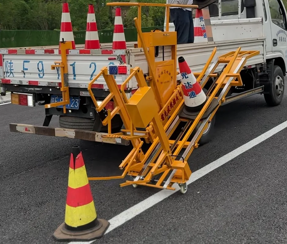 Automatic Slide Cone Retracer and Bucket Collector for Municipal & Environmental Applications