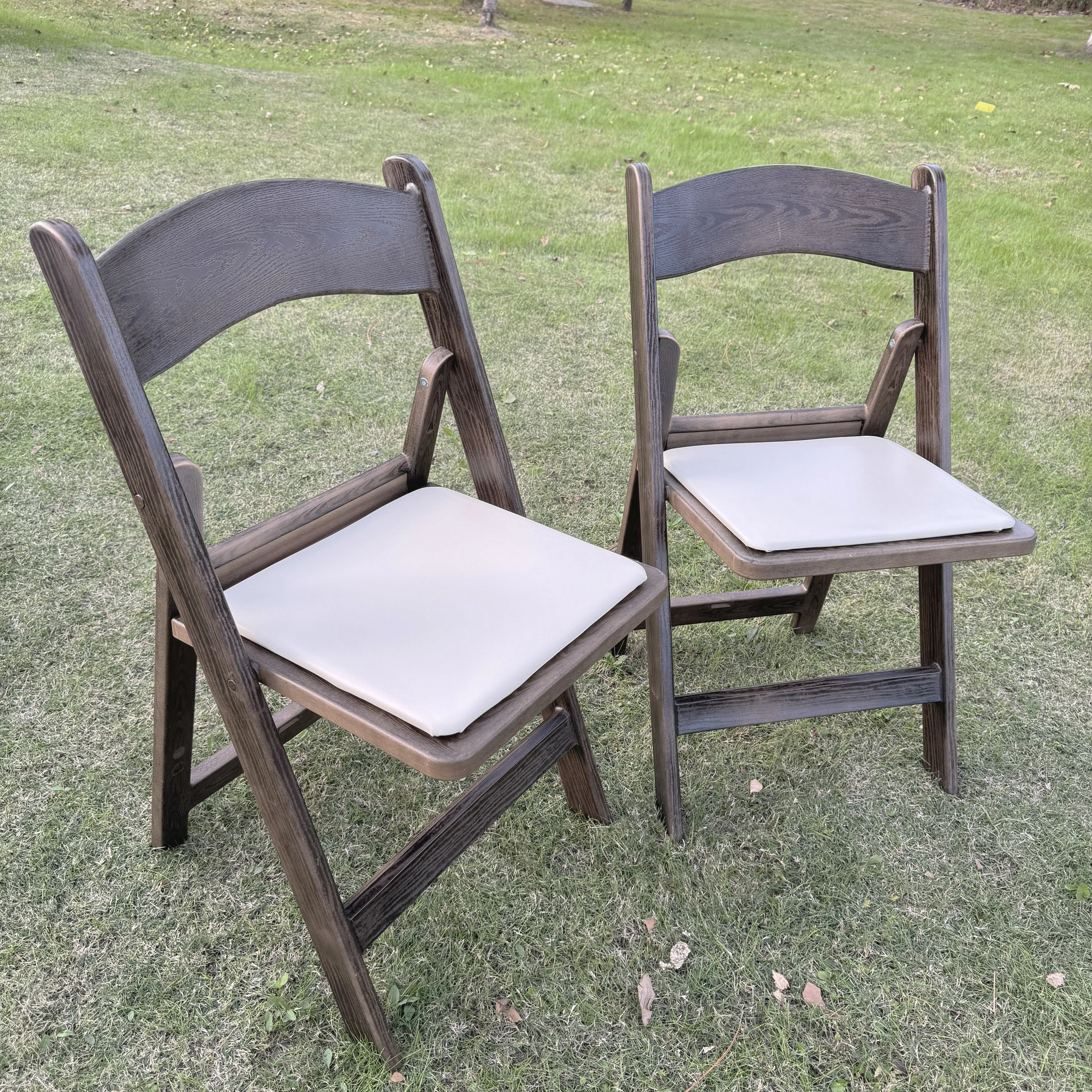 Wholesale garden walnut wood grain beach wedding event party wimbledon white wooden resin folding chair for decoration