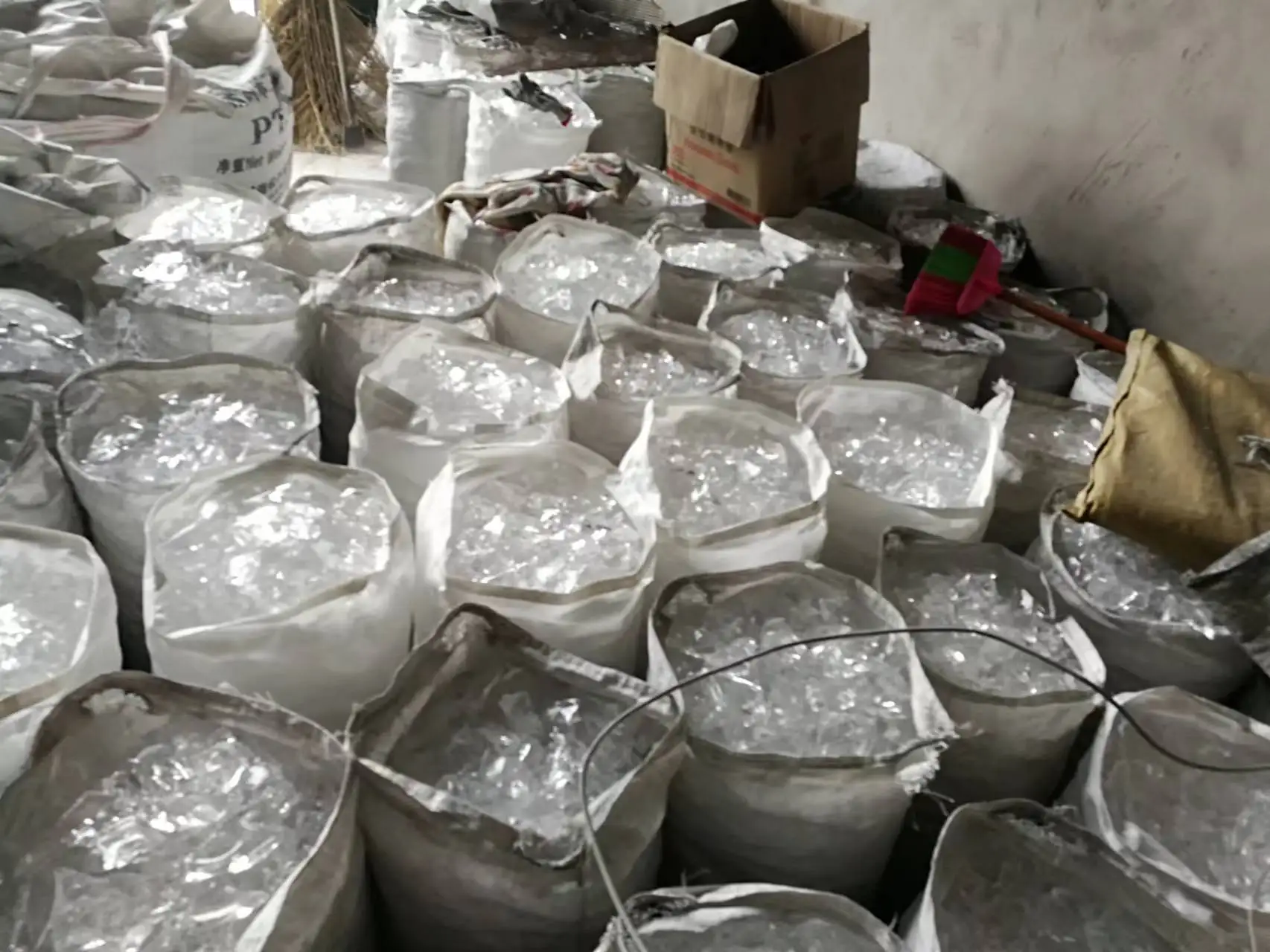 0.5-1mm 1-2mm fused quartz support customised fused quartz high sio2 content fused silica