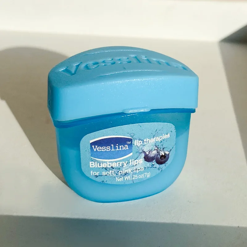 Fruity Lip Balm Men and Women Repair Lip Care Hydrating Moisturizing Anti-chapped  Private Label Lip Balm