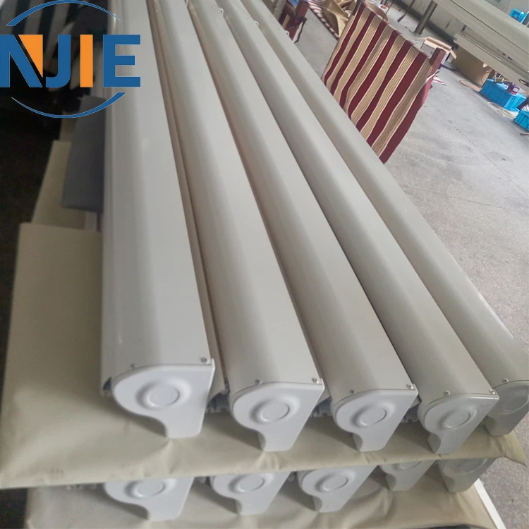 Retractable outdoor waterproof  metal roof awning with awning hand crank