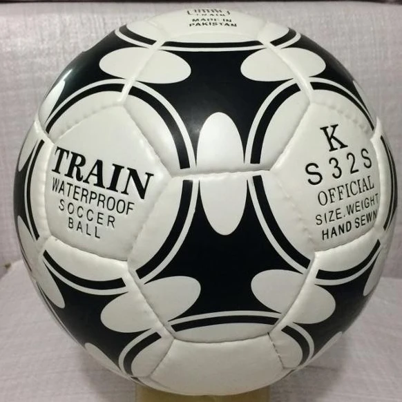 
 Футбольный мяч  