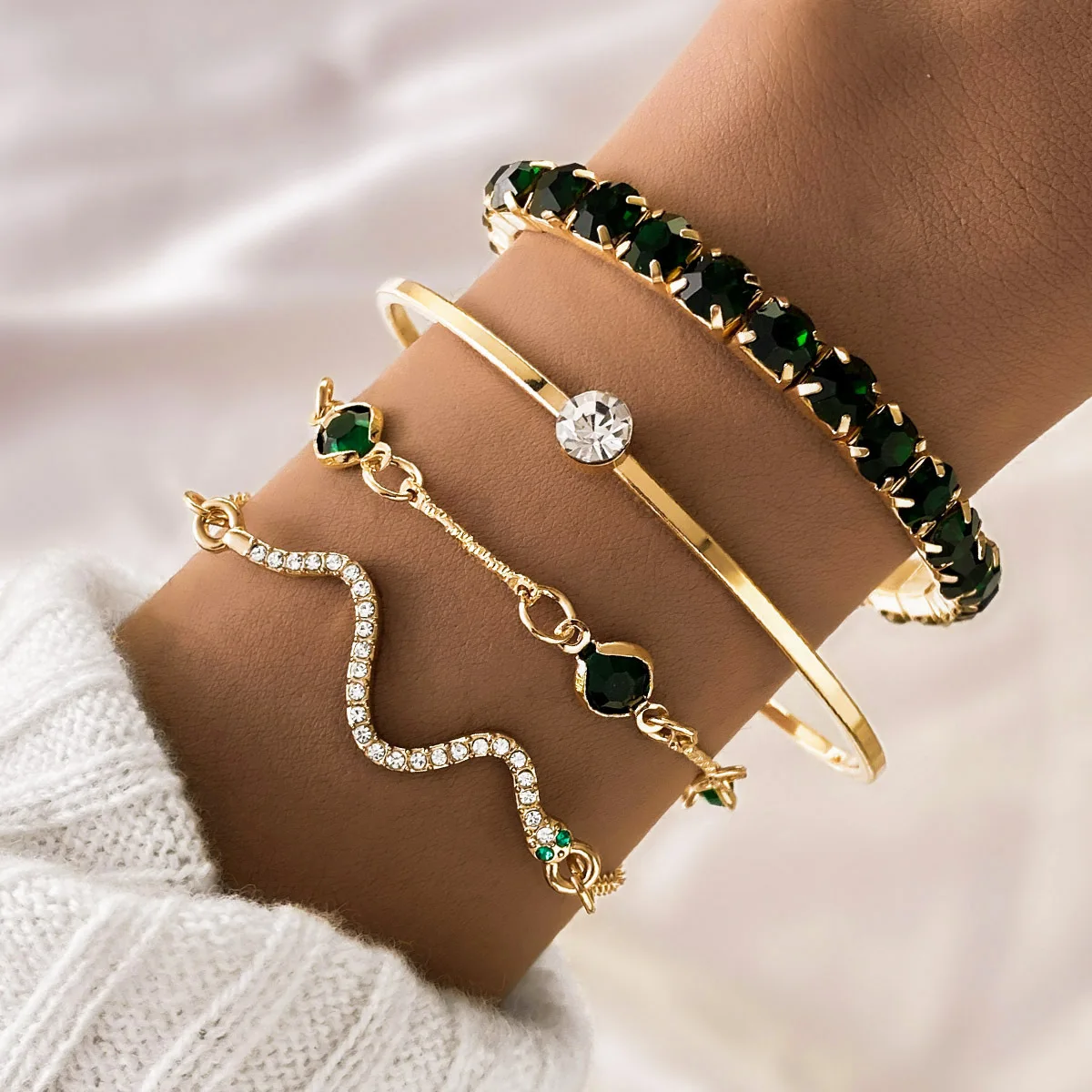 4PCS Set Bangles Bracelet Wholesale Fashion Jewelry  18k Gold Stainless Steels Chain Charm Bracelets For Women