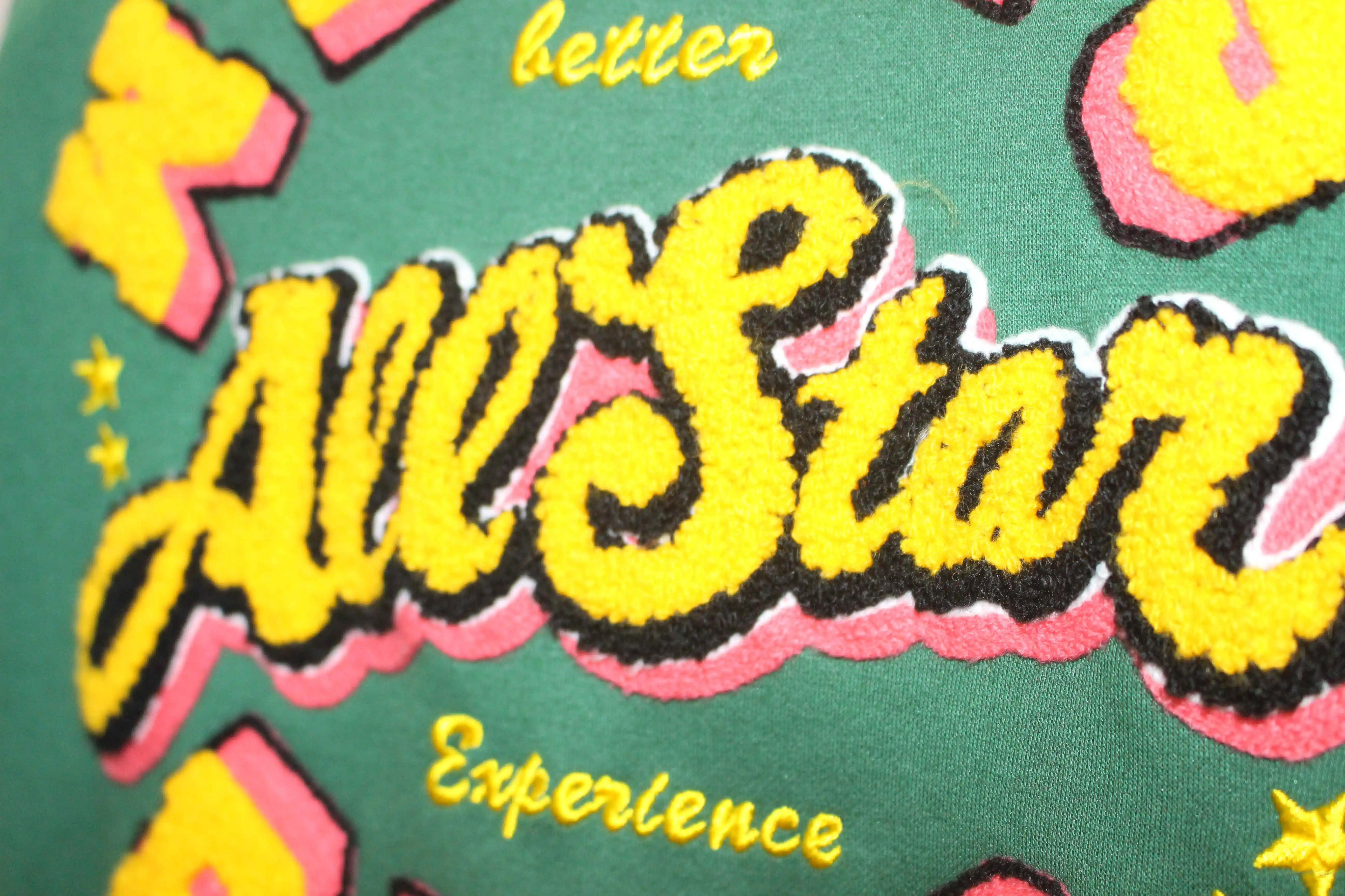 Sherpa-style fleece Hoodie silhouette zips Regular fit Fully lined women jacket