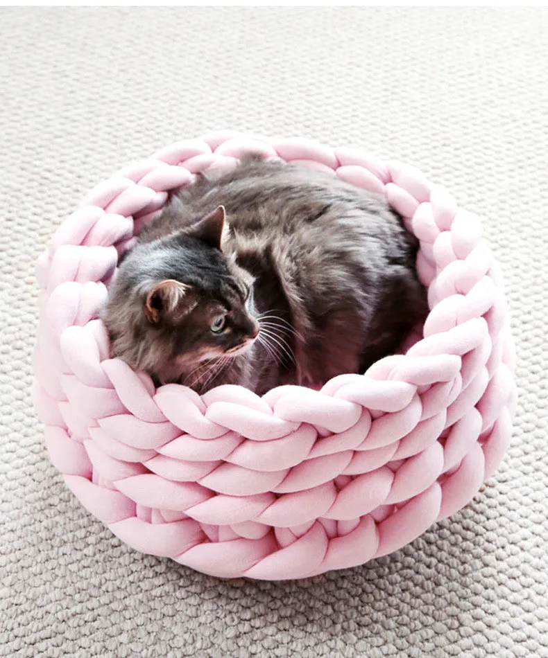 INS Hot Sale Luxury Dog Bed Creativity Foldable Pet Products Colorful Wicker Pet bed cat