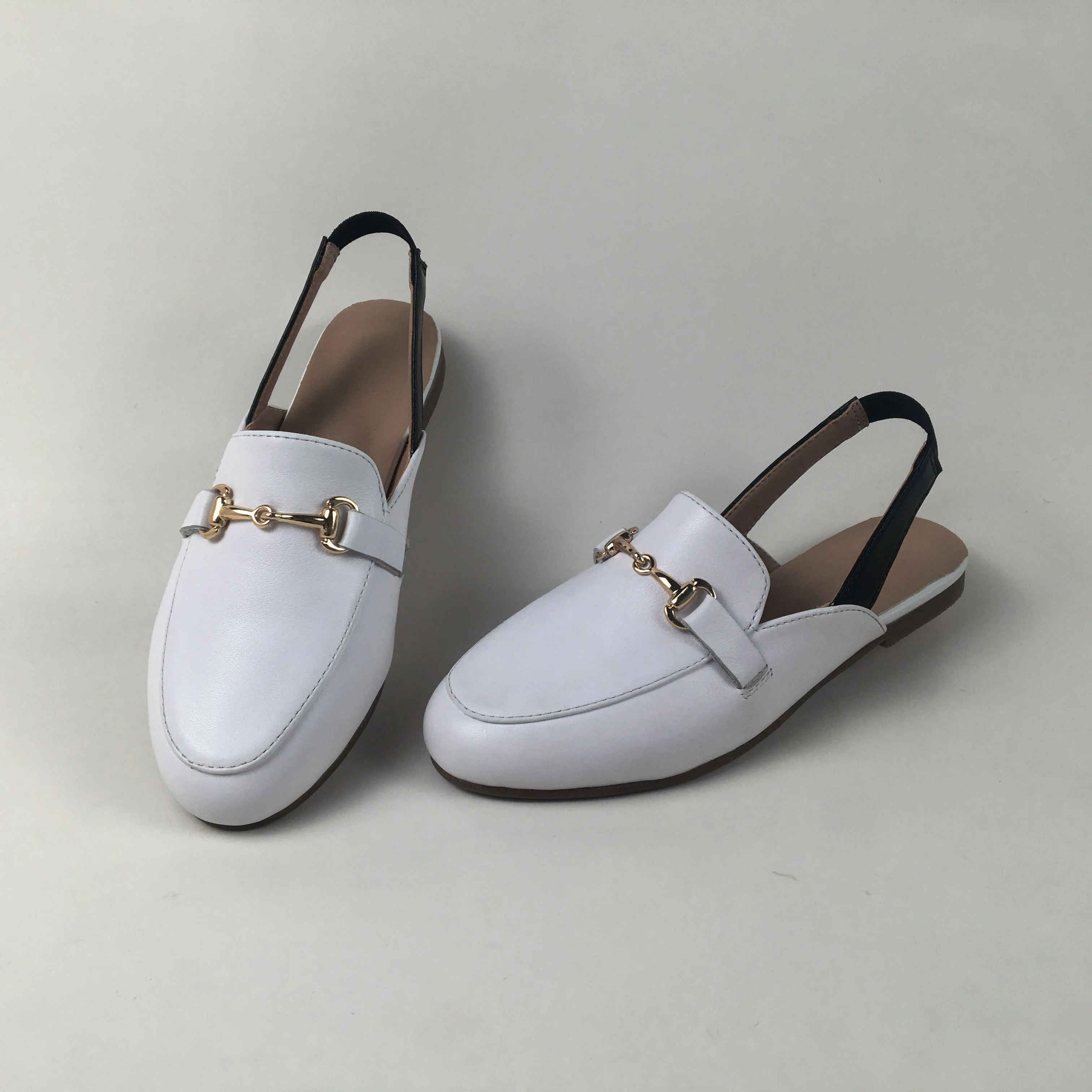 New Design Girls Shoes Cow Leather Girls Loafer Shoes with Gold Chain Front Flats Children Slingback Shoe for Girl
