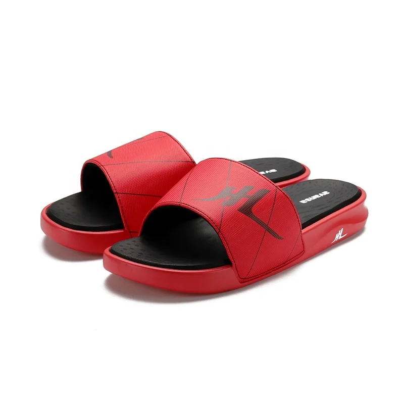Henghao Customized Pu Foam Sole Anti-Slip Slippers Custom Water-Resistant Bespoke Outdoor Slippers Football Slippers For Men