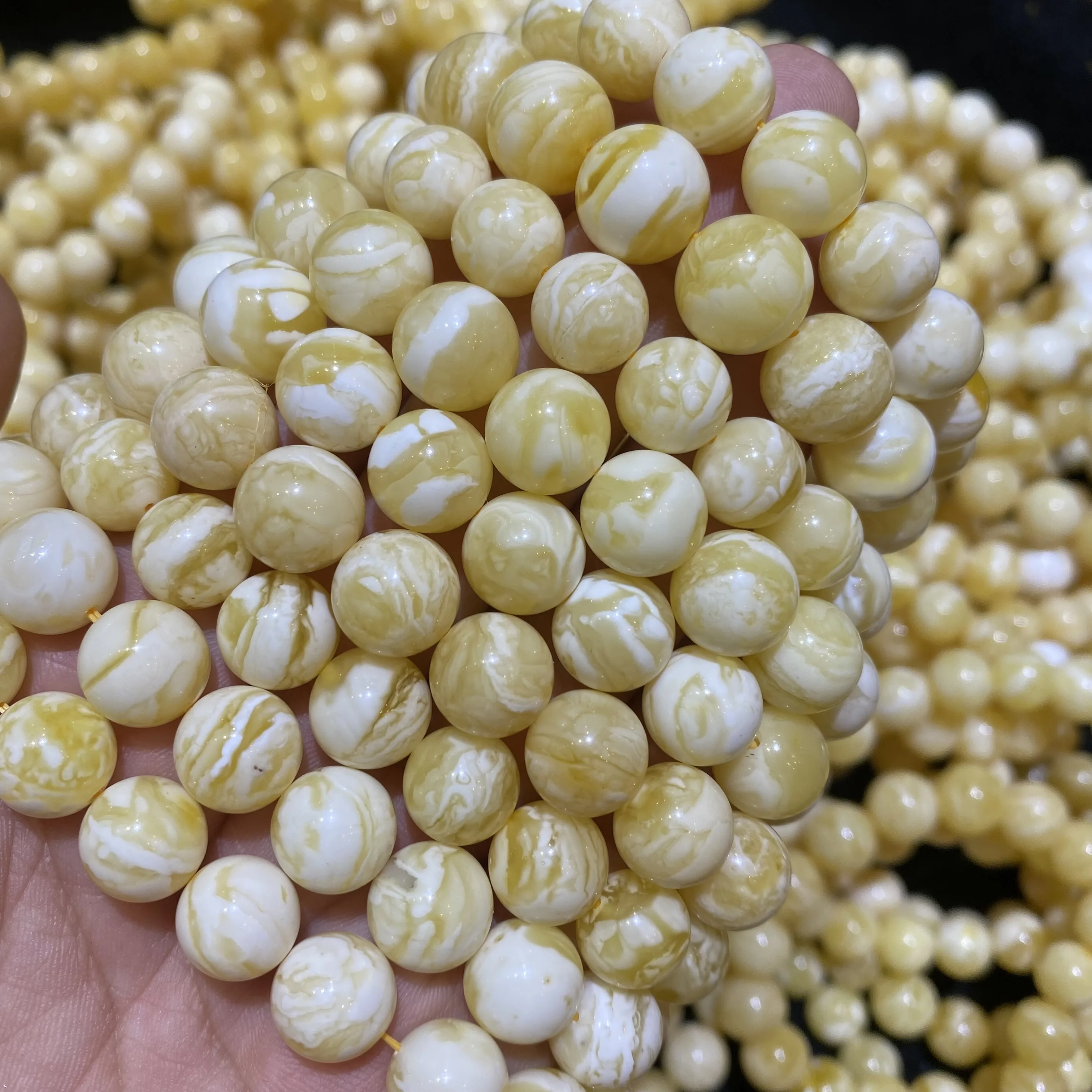 Russian natural Baltic Amber 10-12mm round bead amber White Amber Bead hand string Muslim prayer beads