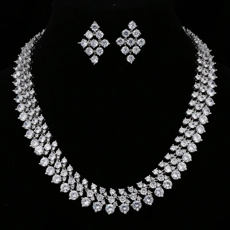 New hot selling top quality round crystal sparkle jewelry diamond earrings wedding necklace set