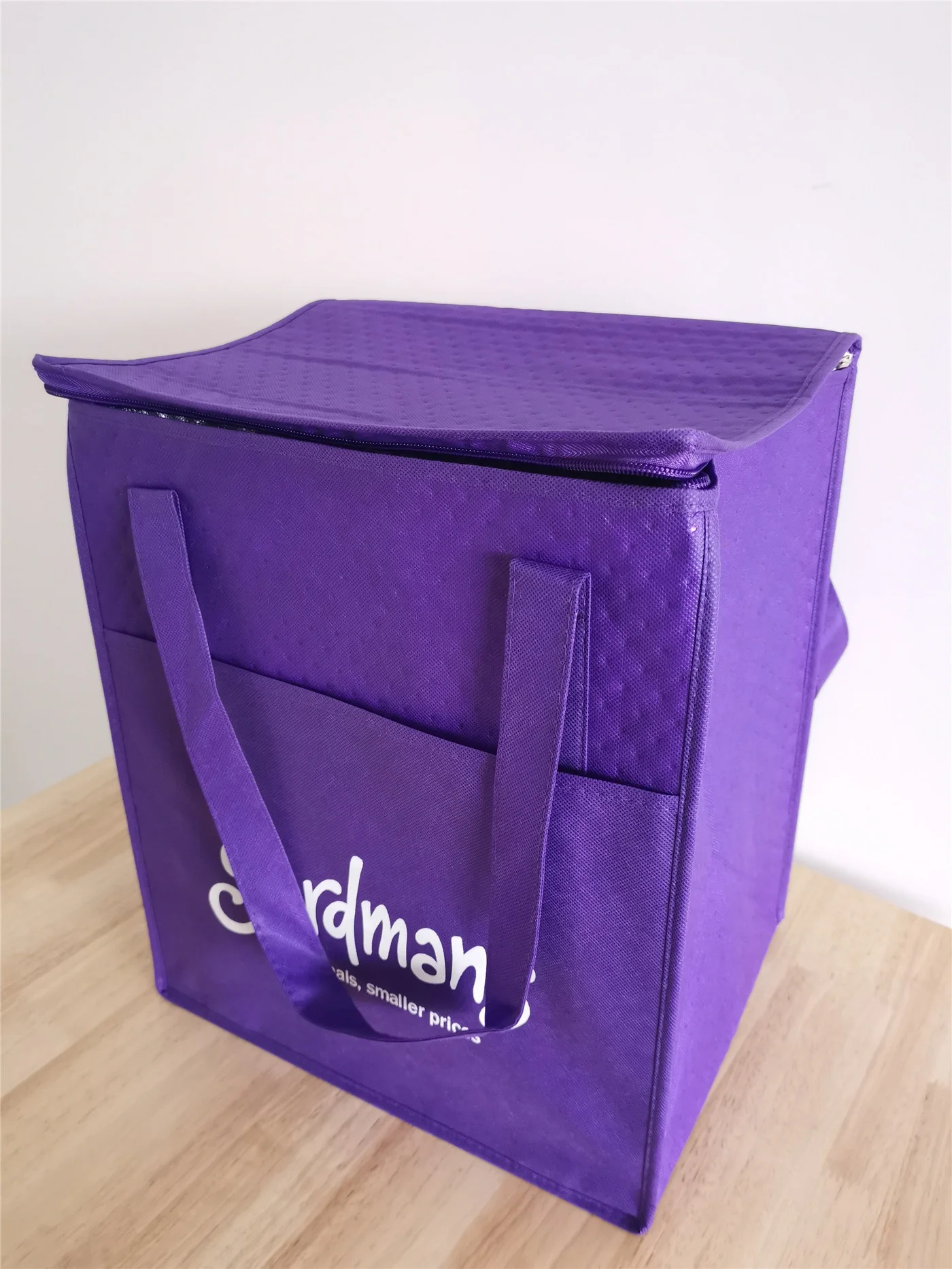 Vietnam Factory OEM supermarket fresh food delivery lunch insulated cooler bag special high quality