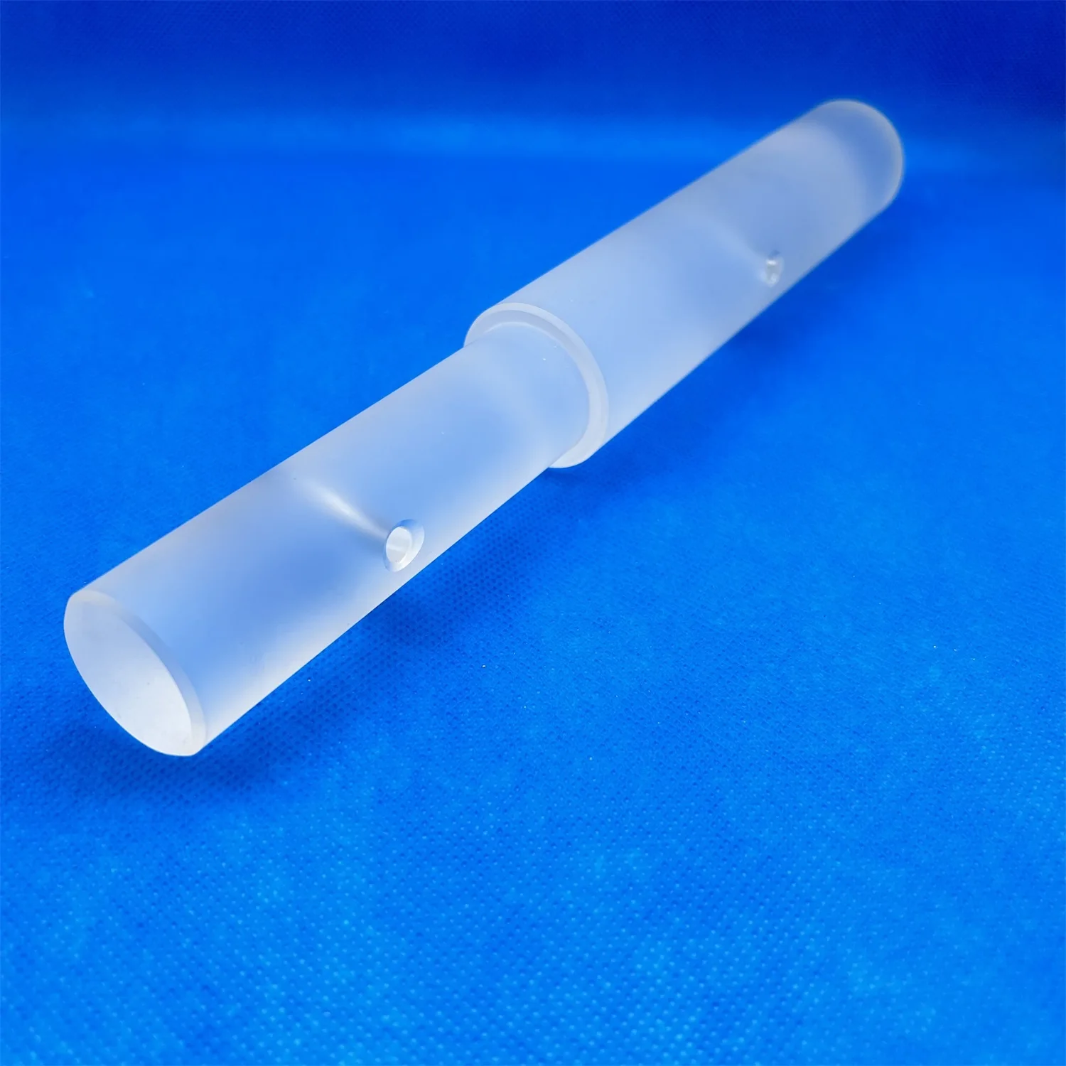 High purity Quartz glass rod punch frosted Internal transparency Special-shaped quartz rod processing