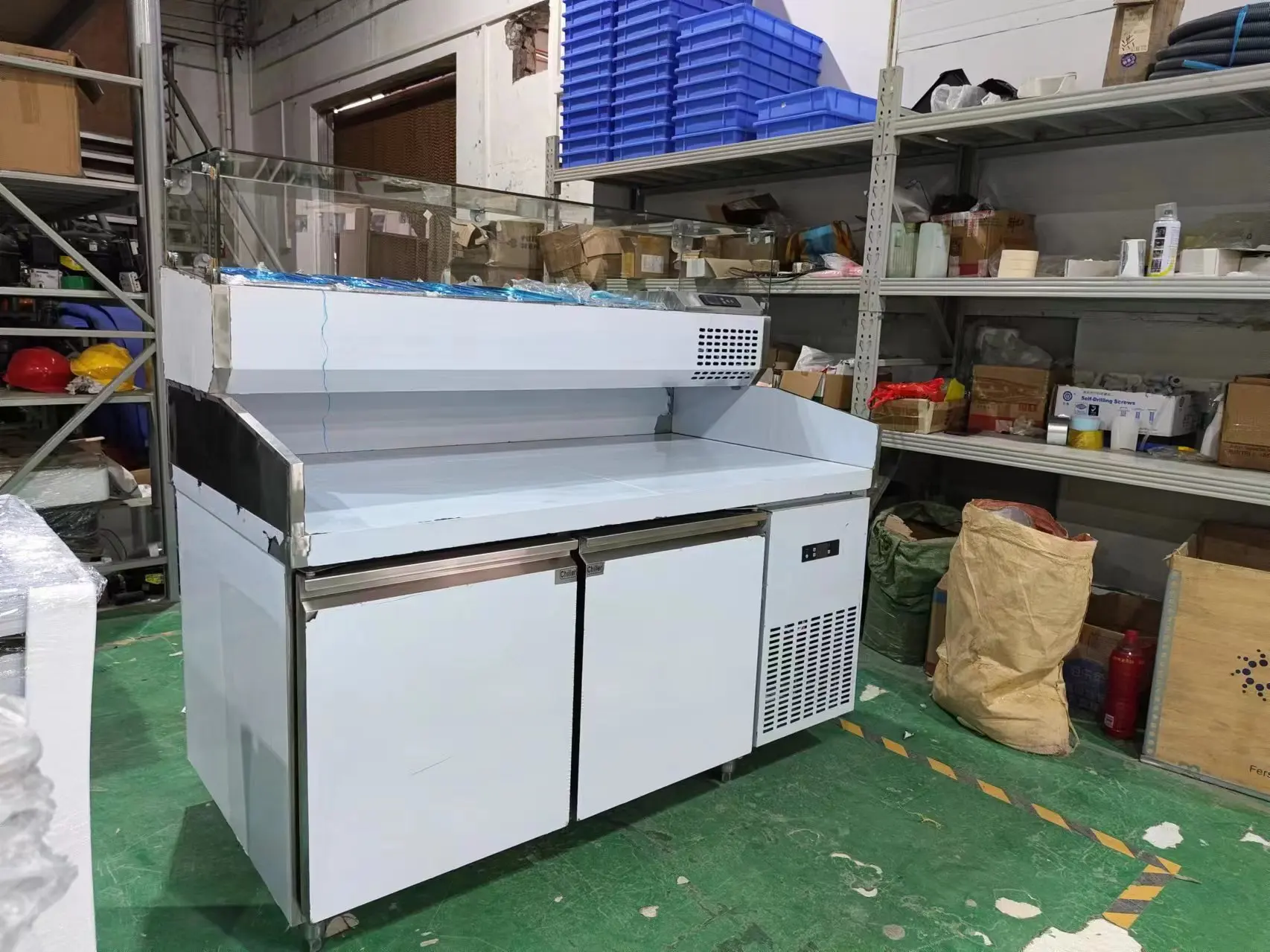 2/3 Doors Pizza Chiller Fridge Commercial Undercounter Salad Refrigerated Prep Table with Top Display