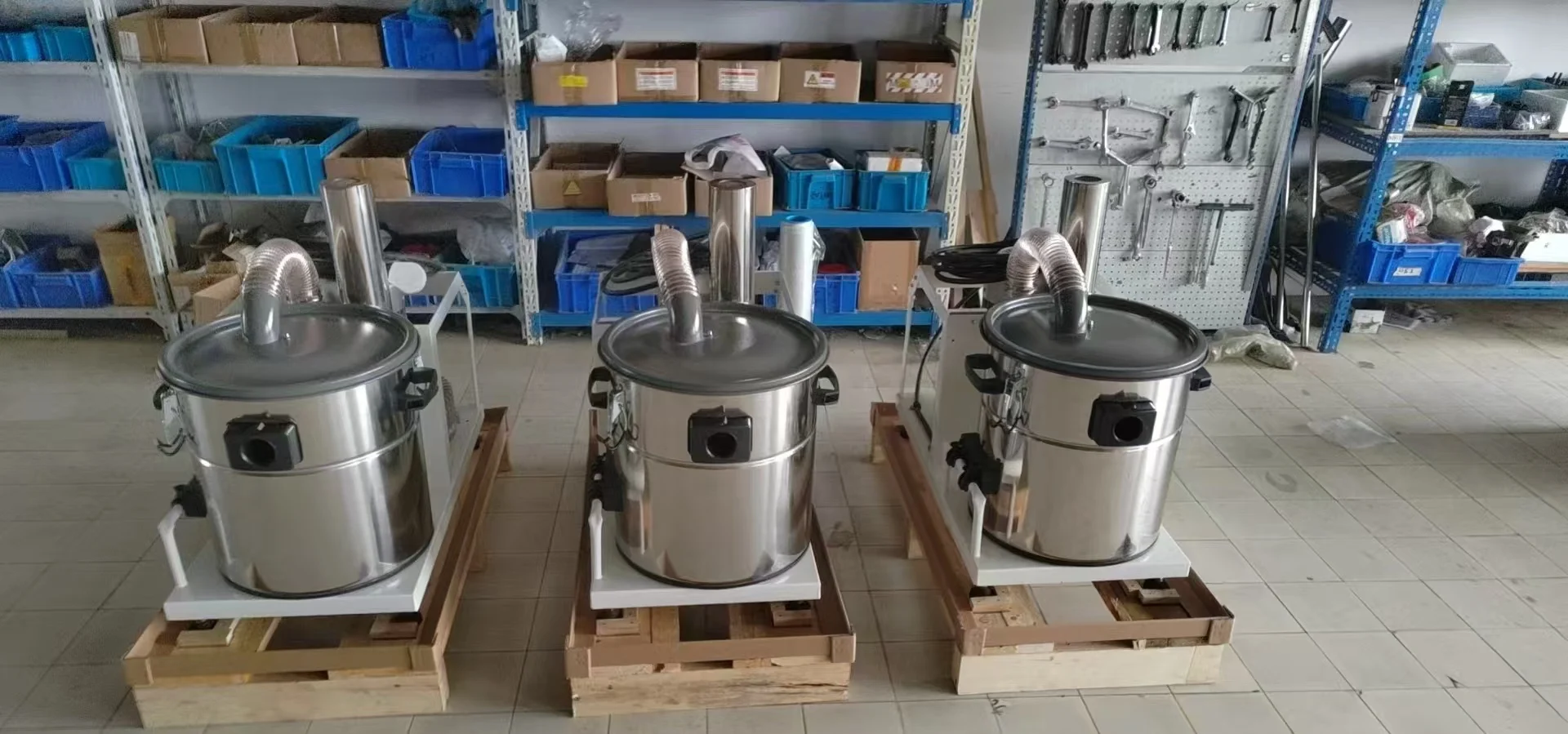 Продажи высококачественной многофункциональной мощной всасывающей промышленной вакуумной чистящей машины