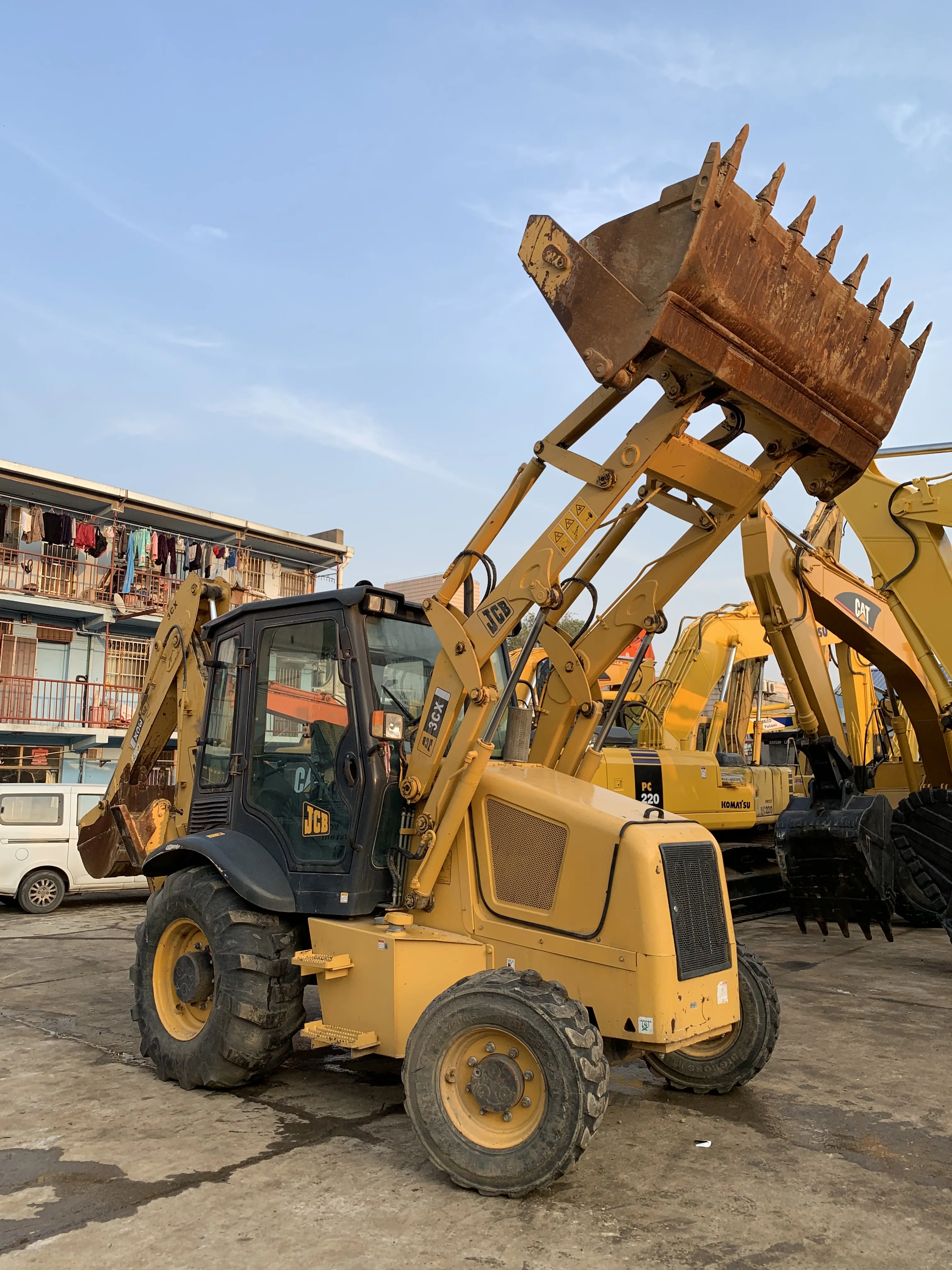 rcm used JCB 3CX With 4 in 1 bucket  used backhoe loader  with cheap price