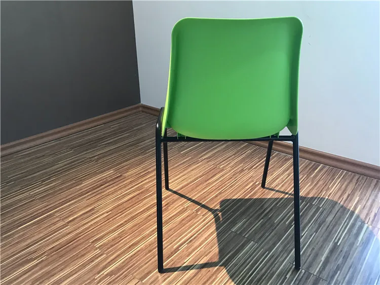 Wholesale Beautiful New Hot Modern Promotion Event School Student Meeting Chair Plastic Stacking Chair With Metal Leg