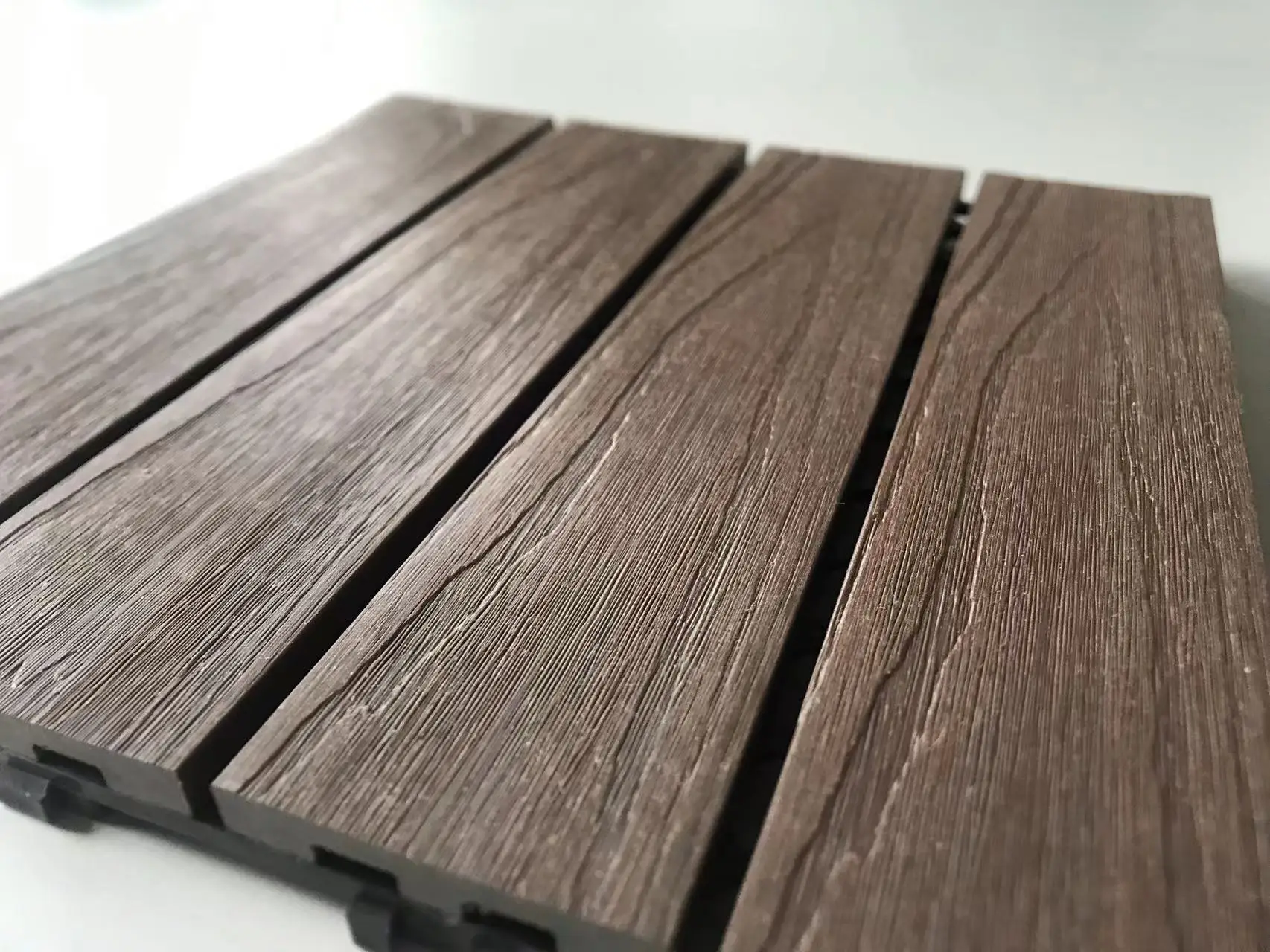 DIY wpc composite floor tiles co-extrusion interlocking deck tiles