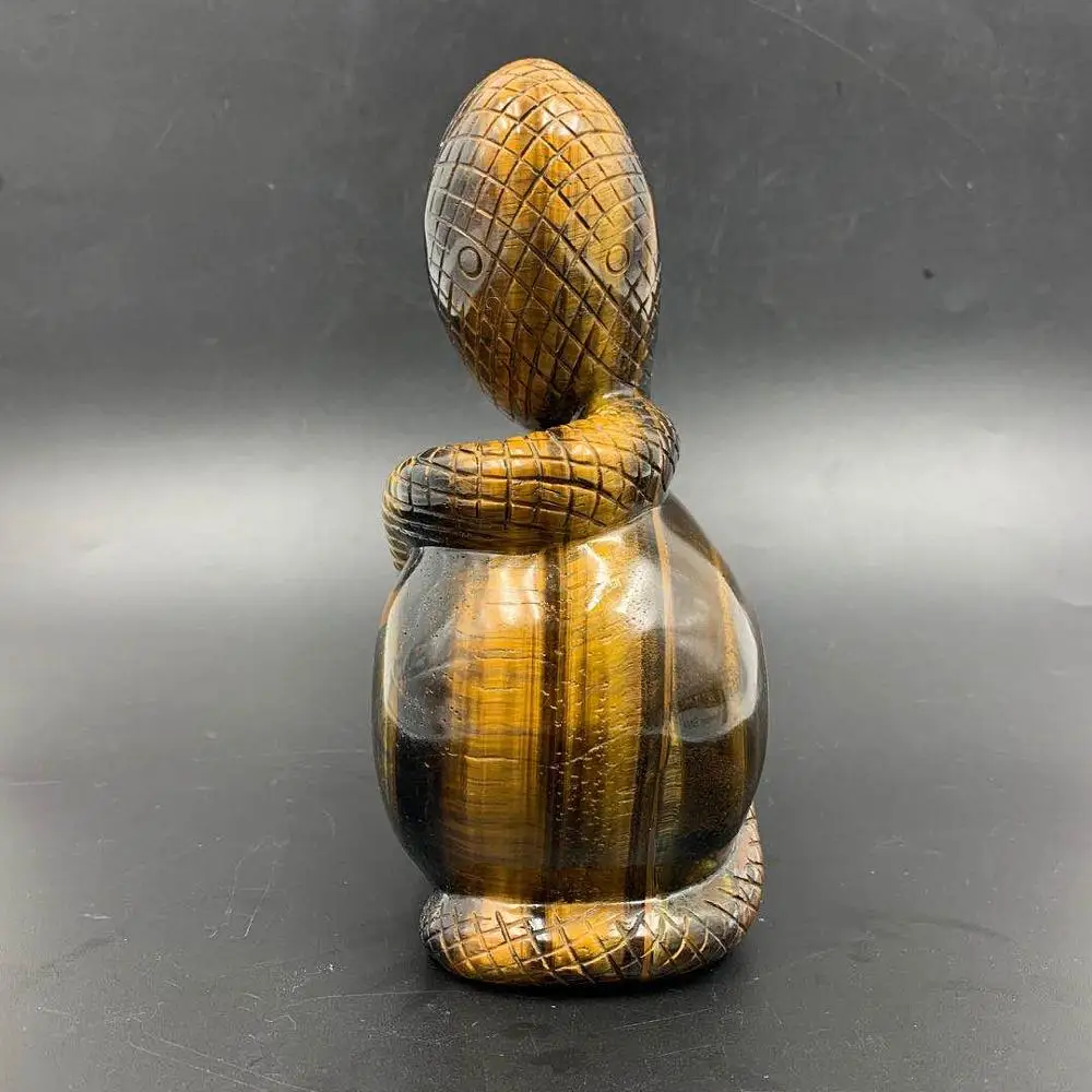 Wholesale Natural Tiger Eye And Snake Folk Crafts Hand Carved Crystals Healing Skulls For Home Decoration