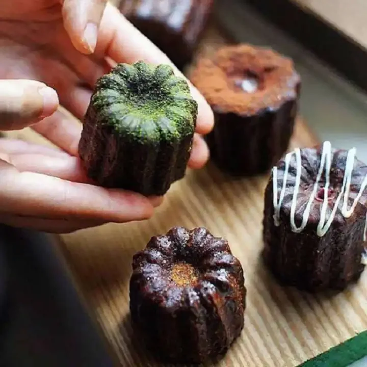 Canele Mold Baking Pans Non-Stick Canele Muffin Bakeware Cupcake Pan for Cupcakes